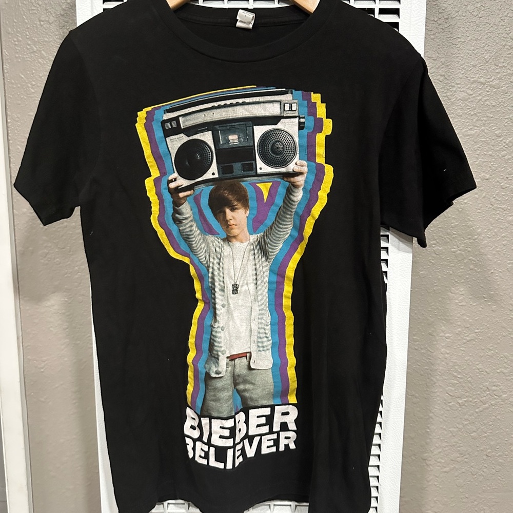 Justin Bieber shirt